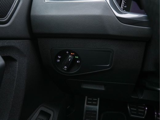 Volkswagen Tiguan 1.4 TSI R-Line Business+ (Plug-in) (INCL-BTW) Aut. *PANO | FULL-LED | ADAPTIVE-CRUISE | DIGI-COCK... ActivLease financial lease