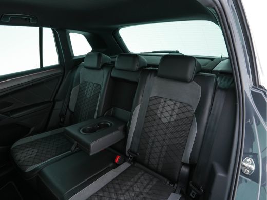 Volkswagen Tiguan 1.4 TSI R-Line Business+ (Plug-in) (INCL-BTW) Aut. *PANO | FULL-LED | ADAPTIVE-CRUISE | DIGI-COCK... ActivLease financial lease