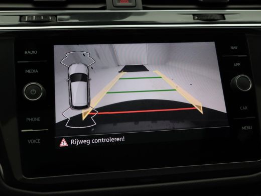 Volkswagen Tiguan 1.5 TSi 150 Pk R-Line Business+ | Black Style | Panoramadak | Adaptive Cruise | Climate Control |... ActivLease financial lease