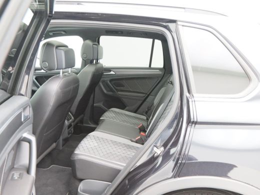 Volkswagen Tiguan 1.5 TSi 150 Pk R-Line Business+ | Black Style | Panoramadak | Adaptive Cruise | Climate Control |... ActivLease financial lease