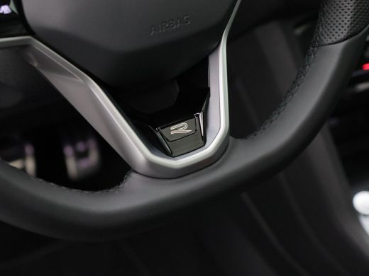 Volkswagen Tiguan 1.5 TSi 150 Pk R-Line Business+ | Black Style | Panoramadak | Adaptive Cruise | Climate Control |... ActivLease financial lease