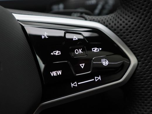 Volkswagen Tiguan 1.5 TSi 150 Pk R-Line Business+ | Black Style | Panoramadak | Adaptive Cruise | Climate Control |... ActivLease financial lease