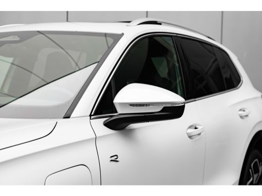 Volkswagen Tiguan R-Line Edition - eHybrid | 'App-Connect' draadloze smartphone integratie | Automatische afstandsr... ActivLease financial lease