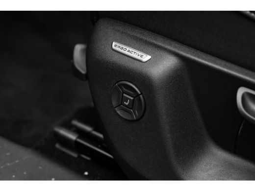 Volkswagen Tiguan R-Line Edition - eHybrid | 'App-Connect' draadloze smartphone integratie | Automatische afstandsr... ActivLease financial lease