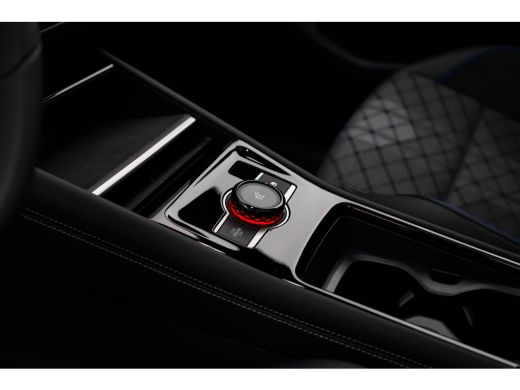 Volkswagen Tiguan R-Line Edition - eHybrid | 'App-Connect' draadloze smartphone integratie | Automatische afstandsr... ActivLease financial lease