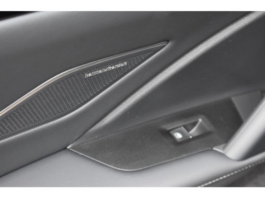 Volkswagen Tiguan R-Line Edition - eHybrid | PANORAMA DAK | TREKHAAK | 360 CAMERA | NAVIGATIE | IQ. LIGHT | ADAPT. ... ActivLease financial lease