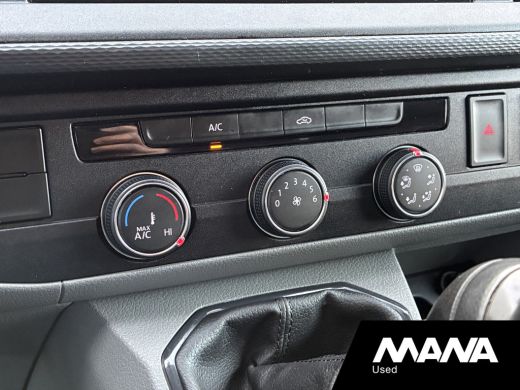 Volkswagen Transporter 2.0 TDI L1H1 Economy Business Cruise Sensoren Imperiaal Trekhaak ActivLease financial lease