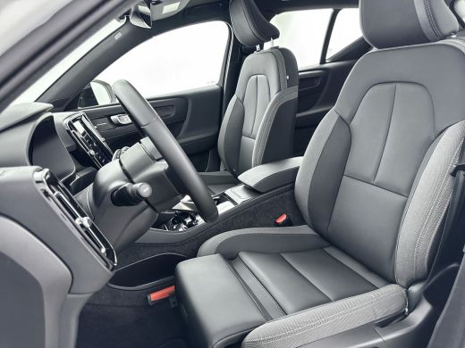 Volvo  EX40 Single Motor Extended Range Ultra 82 kWh | 19" Allseason | Fusion Leder | Trekhaak | Pixel LED | ... ActivLease financial lease