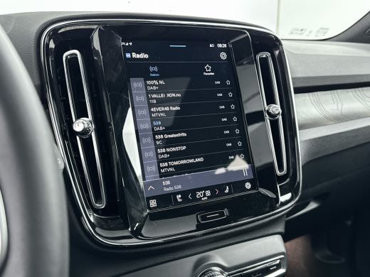 Volvo  EX40 Single Motor Extended Range Ultra 82 kWh | 19" Allseason | Fusion Leder | Trekhaak | Pixel LED | ... ActivLease financial lease