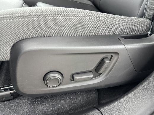 Volvo  EX40 Single Motor Extended Range Ultra 82 kWh | 19" Allseason | Fusion Leder | Trekhaak | Pixel LED | ... ActivLease financial lease