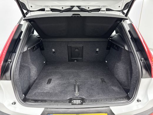 Volvo  EX40 Single Motor Extended Range Ultra 82 kWh | 19" Allseason | Fusion Leder | Trekhaak | Pixel LED | ... ActivLease financial lease