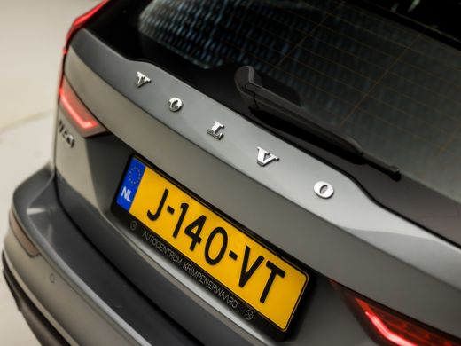Volvo  V60 2.0 B3 Sport 177Pk Automaat (APPLE CARPLAY, GROOT NAVI, CAMERA, ELEK ACHTERKLEP, SPORTSTOELEN, AD... ActivLease financial lease