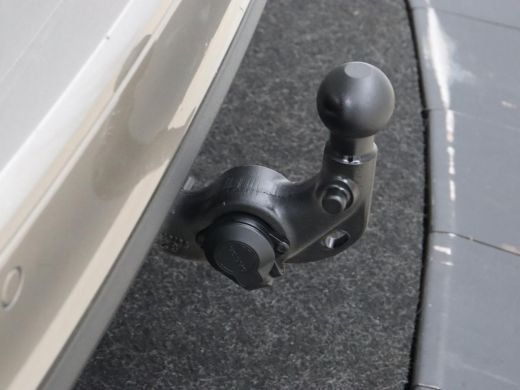 Volvo  V60 2.0 B4 Inscription | Trekhaak | Leder | Stoel & stuurverwarming | Camera | Adaptive cruise | Carp... ActivLease financial lease