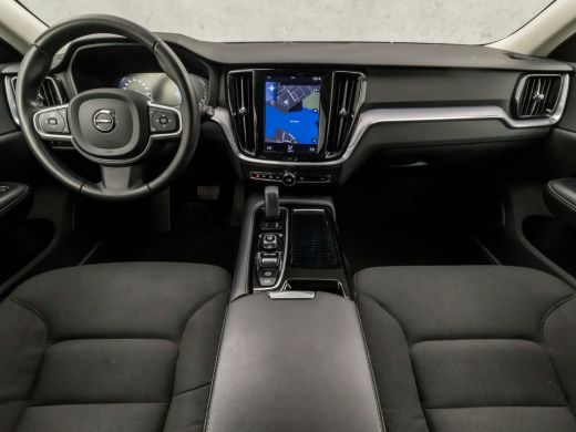 Volvo  V60 2.0 T6 Recharge AWD Sport 390Pk Automaat (APPLE CARPLAY, GROOT NAVI, CAMERA, KEYLESS, SPORTSTOELE... ActivLease financial lease