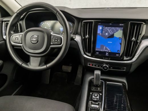 Volvo  V60 2.0 T6 Recharge AWD Sport 390Pk Automaat (APPLE CARPLAY, GROOT NAVI, CAMERA, KEYLESS, SPORTSTOELE... ActivLease financial lease