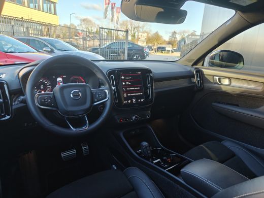 Volvo  XC40 1.5 T5 Recharge R-Design | Achteruitrijcamera | Apple Carplay/Android Auto|telefoonintegratie pre... ActivLease financial lease