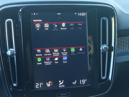 Volvo  XC40 1.5 T5 Recharge R-Design | Achteruitrijcamera | Apple Carplay/Android Auto|telefoonintegratie pre... ActivLease financial lease