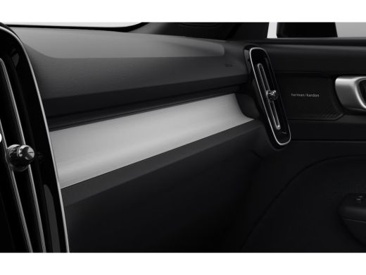 Volvo  XC40 B4 Plus Black Edition | Apple Carplay/Android Auto|telefoonintegratie premium | Audio installatie... ActivLease financial lease