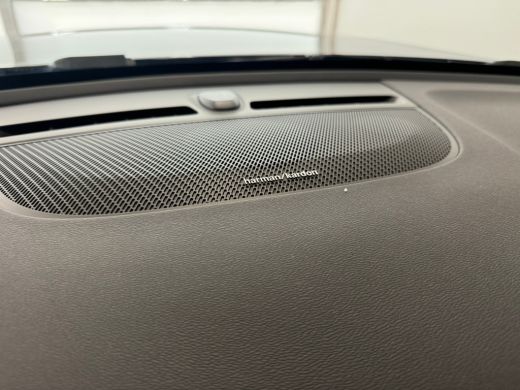 Volvo  XC40 B4 Plus Black Edition 360 Camera| Panoramadak | 20" velgen | Extra getint glas | Harman Kardon Au... ActivLease financial lease