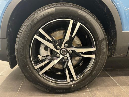 Volvo  XC40 B4 Plus Dark | Achteruitrijcamera | Apple Carplay/Android Auto|telefoonintegratie premium | Cruis... ActivLease financial lease