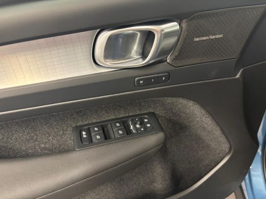 Volvo  XC40 B4 Plus Dark | Achteruitrijcamera | Apple Carplay/Android Auto|telefoonintegratie premium | Cruis... ActivLease financial lease