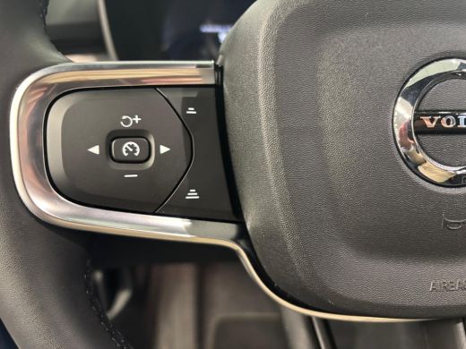 Volvo  XC40 B4 Plus Dark | Achteruitrijcamera | Apple Carplay/Android Auto|telefoonintegratie premium | Cruis... ActivLease financial lease