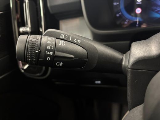 Volvo  XC40 B4 Plus Dark | Achteruitrijcamera | Apple Carplay/Android Auto|telefoonintegratie premium | Cruis... ActivLease financial lease