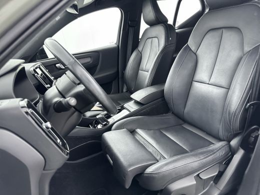 Volvo  XC40 Recharge P8 AWD R-Design | 19" | Vol Leder | Stoel/Stuurverwarming | Adaptieve Cruise | BLIS | El... ActivLease financial lease