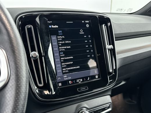 Volvo  XC40 Recharge P8 AWD R-Design | 19" | Vol Leder | Stoel/Stuurverwarming | Adaptieve Cruise | BLIS | El... ActivLease financial lease