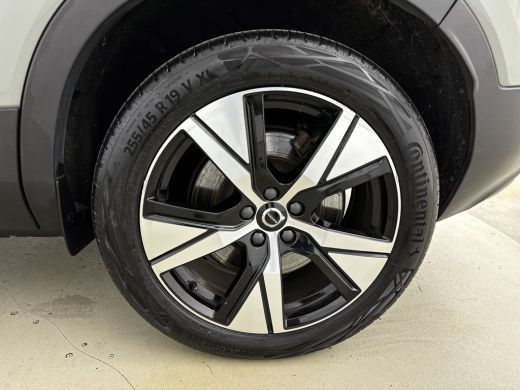 Volvo  XC40 Recharge P8 AWD R-Design | 19" | Vol Leder | Stoel/Stuurverwarming | Adaptieve Cruise | BLIS | El... ActivLease financial lease
