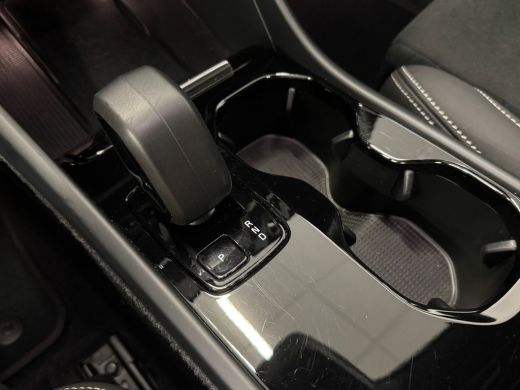 Volvo  XC40 Single Motor Extended Range Plus 82 kWh | Achteruitrijcamera | Apple Carplay/Android Auto|telefoo... ActivLease financial lease