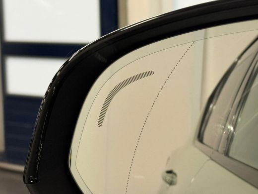 Volvo  XC40 Single Motor Extended Range Plus 82 kWh | Achteruitrijcamera | Apple Carplay/Android Auto|telefoo... ActivLease financial lease