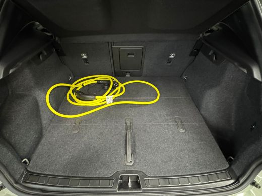 Volvo  XC40 Single Motor Extended Range Plus 82 kWh | Achteruitrijcamera | Apple Carplay/Android Auto|telefoo... ActivLease financial lease