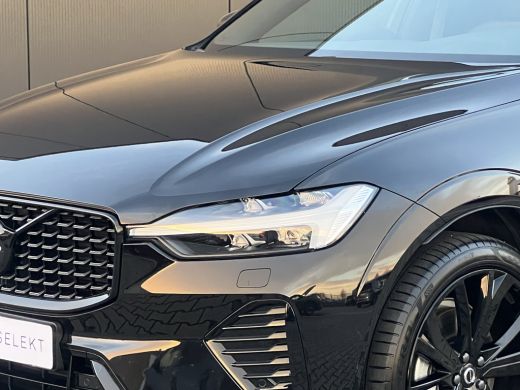 Volvo  XC60 2.0 T6 Plug-in hybrid AWD Plus Black Edition | Panoramadak | Trekhaak | Stoel en stuurwielverwarm... ActivLease financial lease