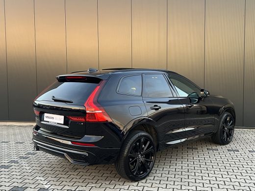 Volvo  XC60 2.0 T6 Plug-in hybrid AWD Plus Black Edition | Panoramadak | Trekhaak | Stoel en stuurwielverwarm... ActivLease financial lease