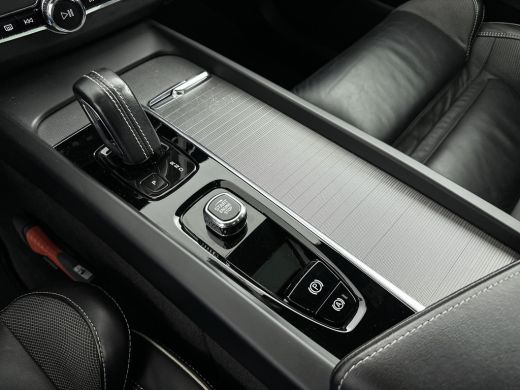 Volvo  XC60 T6 Recharge R-Design | 21" | Head-up | Full LED | Harman Kardon | Leder Dashboard | Panoramadak |... ActivLease financial lease