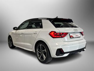 Audi A1 Sportback Sportback 25 95pk TFSI S edition Stoelverwarming voorin | Cruise control | Parkeerhulp achter