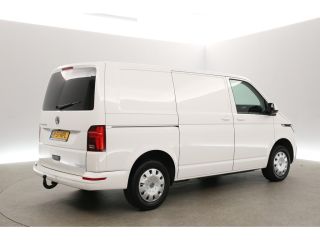 Volkswagen Transporter 2.0 TDI 150PK L1H1 | Aut. | Airco | Adap. Cruise | 3-Zits | Carplay | Navi | Stoelverw. | Trekh.