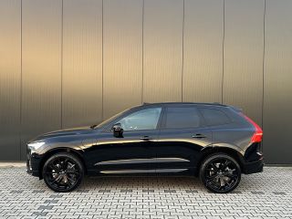 Volvo  XC60 2.0 T6 Plug-in hybrid AWD Plus Black Edition | Panoramadak | Trekhaak | Stoel en stuurwielverwarm...