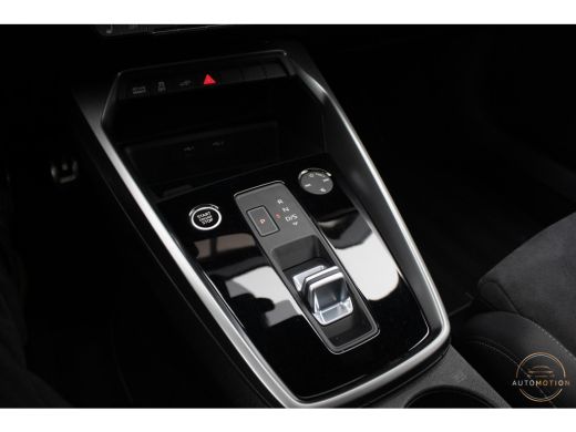 Audi A3 Sportback 40 TFSI e Adv ed PANO CAMERA RS ZETEL S Line ActivLease financial lease