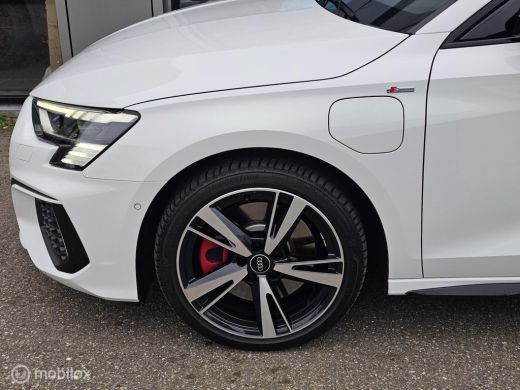 Audi A3 Sportback 45 TFSI e S edition Competition Pano/RS Seats/3x S-line ActivLease financial lease