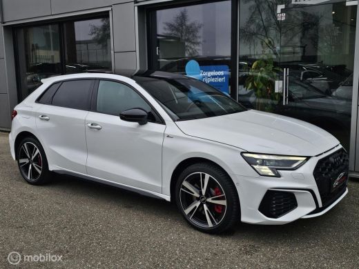 Audi A3 Sportback 45 TFSI e S edition Competition Pano/RS Seats/3x S-line ActivLease financial lease