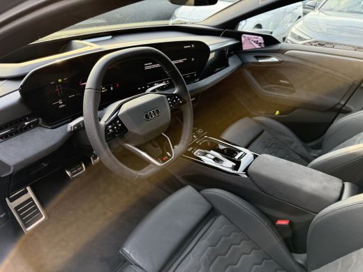 Audi A6 Avant e-tron Avant e-tron S edition performance 100 kWh ActivLease financial lease