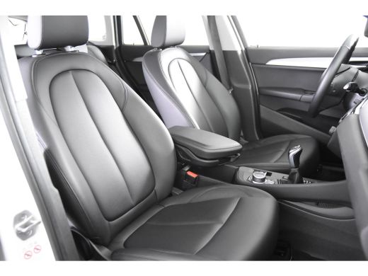 BMW X1 sDrive18i *1ste Eigenaar*Leer*Navigatie*Stoelverwarming* ActivLease financial lease