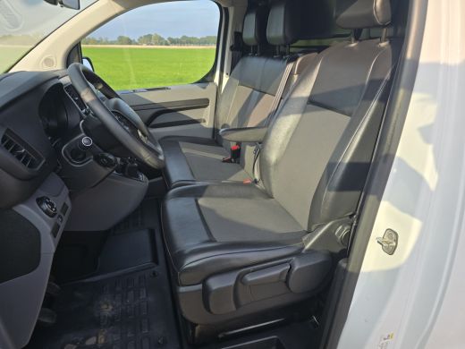 Citroën Jumpy 2.0 BlueHDI L2 H1 - 120 Pk - Euro 6 - ParkeerCamera - Navi - Airco - Cruise Control ActivLease financial lease