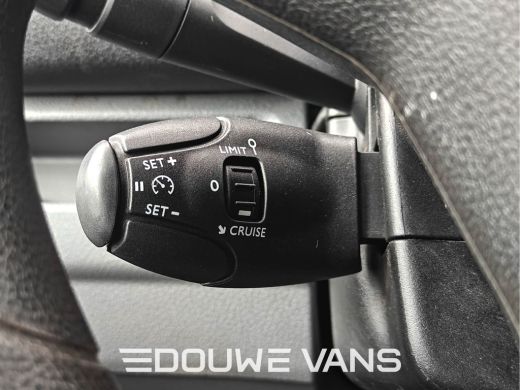 Citroën Jumpy Club XL imperiaal Trekhaak 6 Persoons Airco Cruise Dubbel Cabine Navigatie ActivLease financial lease