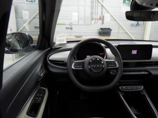 Fiat 600 1.2 Hybrid La Prima 8 Jaar Garantie! | Vol-Leder | Massage | Adaptive Cruise | Elektr. Achterklep... ActivLease financial lease