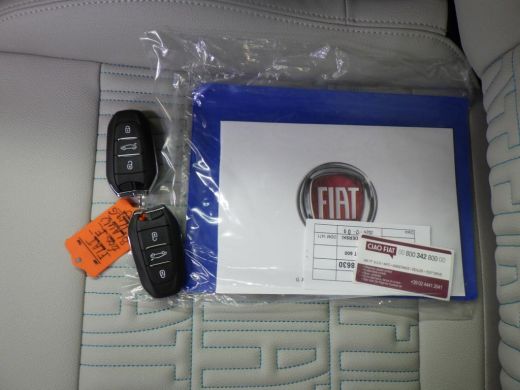 Fiat 600 La Prima 54 kWh 8 Jaar Garantie! | Vol-Leder | Massage | Adaptive Cruise | Elektr. Stoelen | Elek... ActivLease financial lease