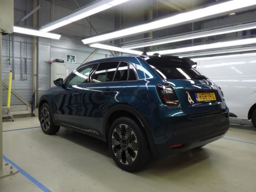 Fiat 600 La Prima 54 kWh 8 Jaar Garantie! | Vol-Leder | Massage | Adaptive Cruise | Elektr. Stoelen | Elek... ActivLease financial lease