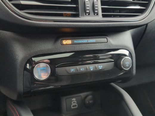 Ford Kuga 2.5 PHEV ST-Line X | UNIEK | Blackpack PLUS | Verlaagd | Panoramadak | El. Trekhaak ActivLease financial lease